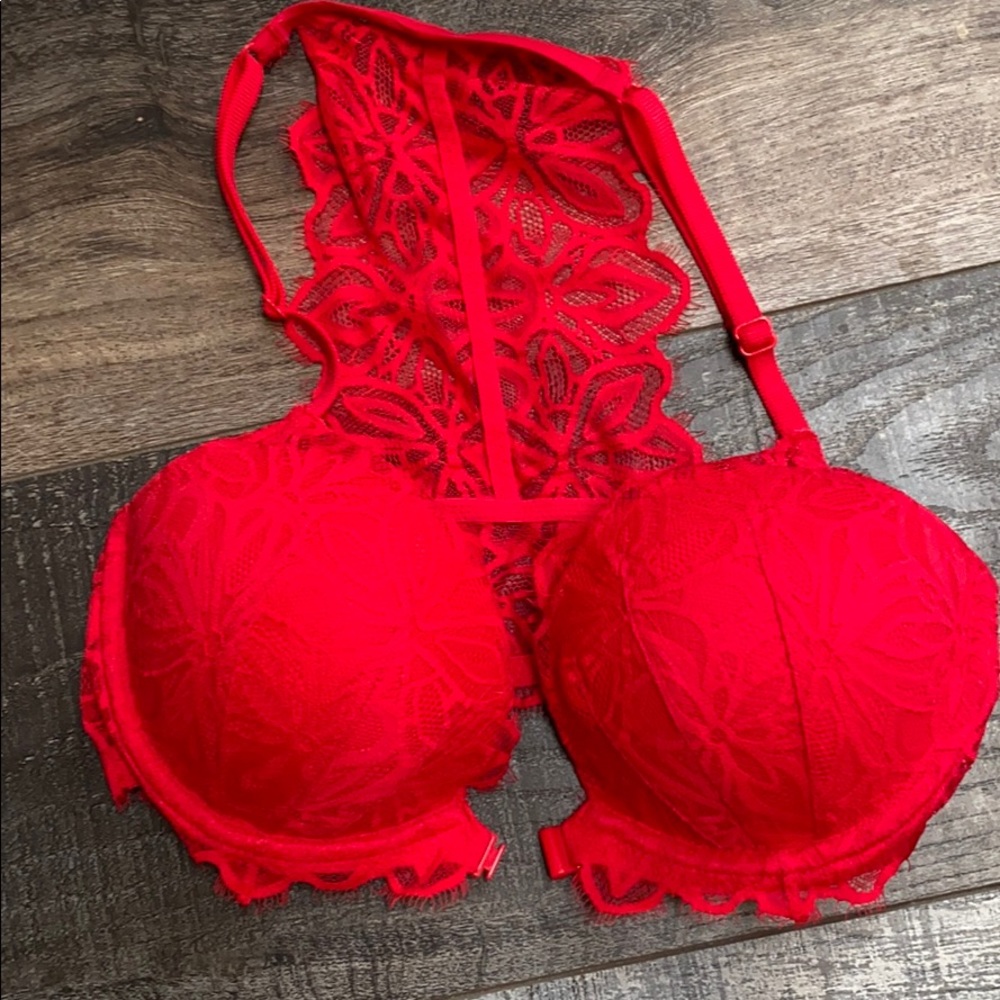 Victoria Secret Bra - Picture 2 of 5